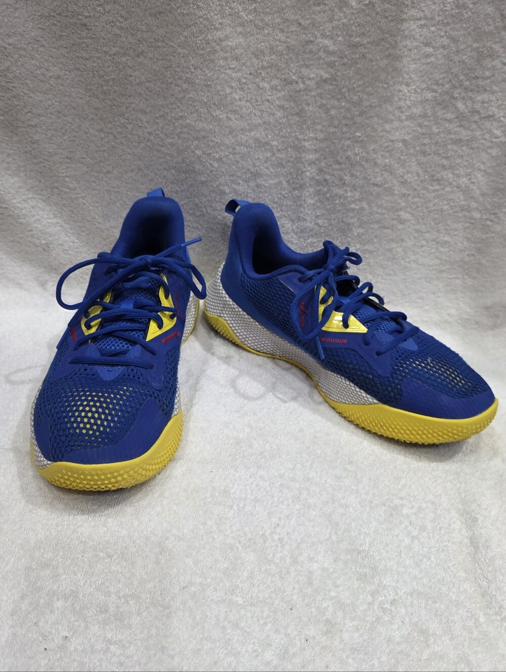Under Armour Curry HOVR Splash 3 Blue Yellow Men’s 10.5 Basketball Shoes